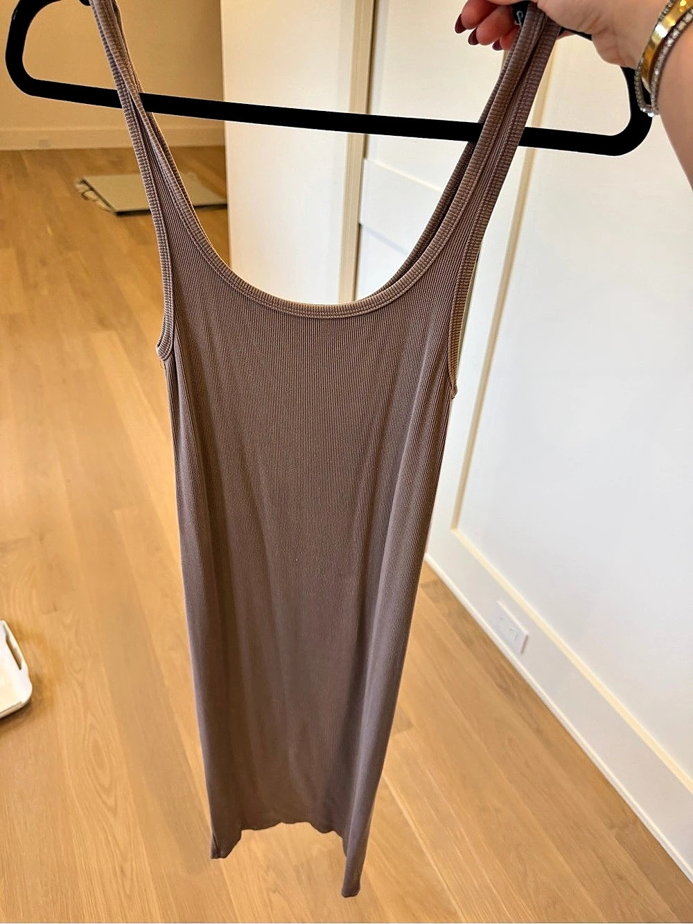 Wilfred Free Murdock Dress Ribbed Maxi Brown XS